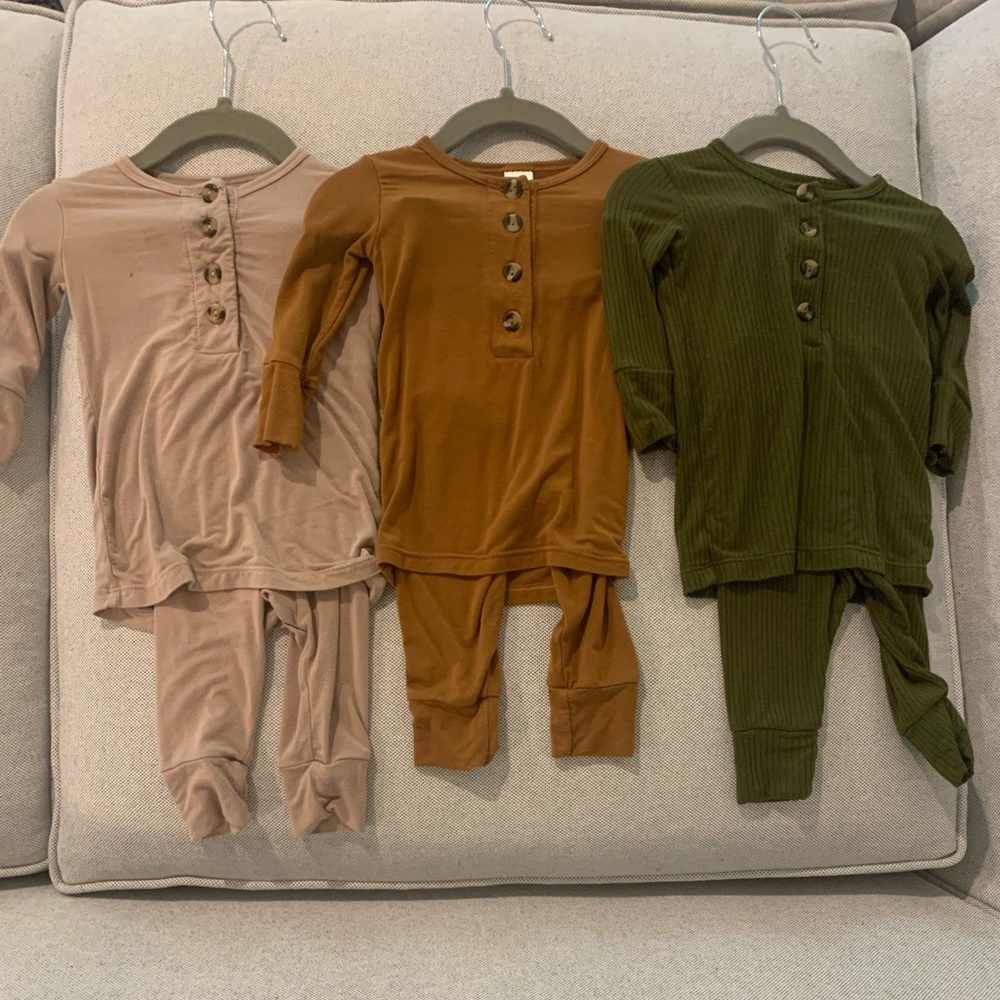 Lou Lou and Co Top & Bottoms 3-6m
